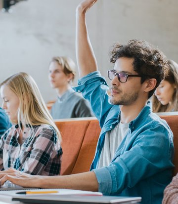 [Translate to Niederländisch:] Schließanlagen für Schulen und Universitäten stellen nicht nur in Bezug auf die Sicherheit, besonders hohe Anforderungen an die Schließanlage.
