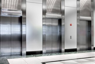 Op maat gemaakte sluitcilinders voor gebruik in liftbedieningssystemen Op maat gemaakte sluitcilinders voor gebruik in liftbedieningssystemen