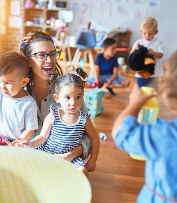 [Translate to Niederländisch:] Ein Schließsystem im Kindergarten muss besondere Anforderungen erfüllen, denn im Notfall müssen die Kinder selbstständig flüchten können.